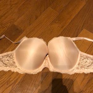Light pink Victoria’s Secret bra!